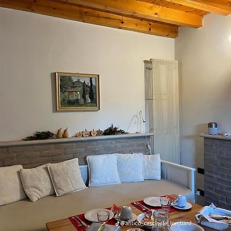 Antico Cascinale Lombardo Bed & Breakfast Лонато Екстериор снимка