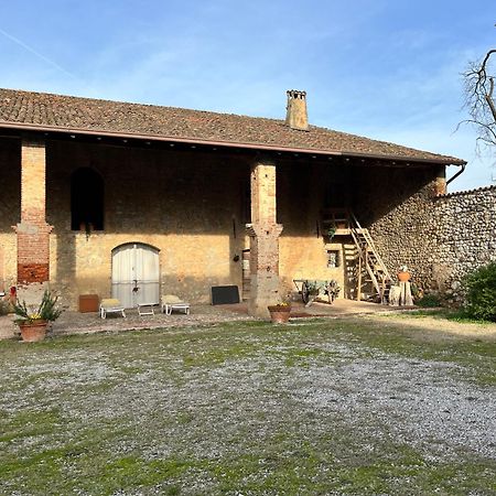 Antico Cascinale Lombardo Bed & Breakfast Лонато Екстериор снимка